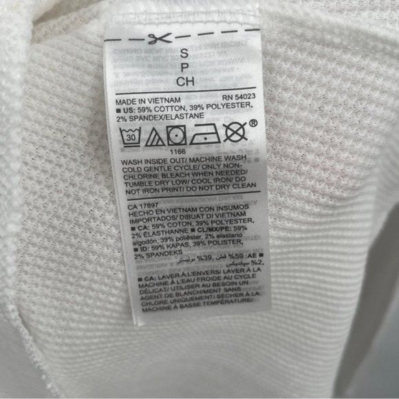 OLD NAVY WOMEN'S 2PC THERMAL HOLIDAY PRINT PAJAMA SET SIZE SMALL - Picture 3 of 7